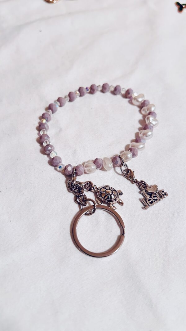 Keylet- Lavender, Crystals & Pearls